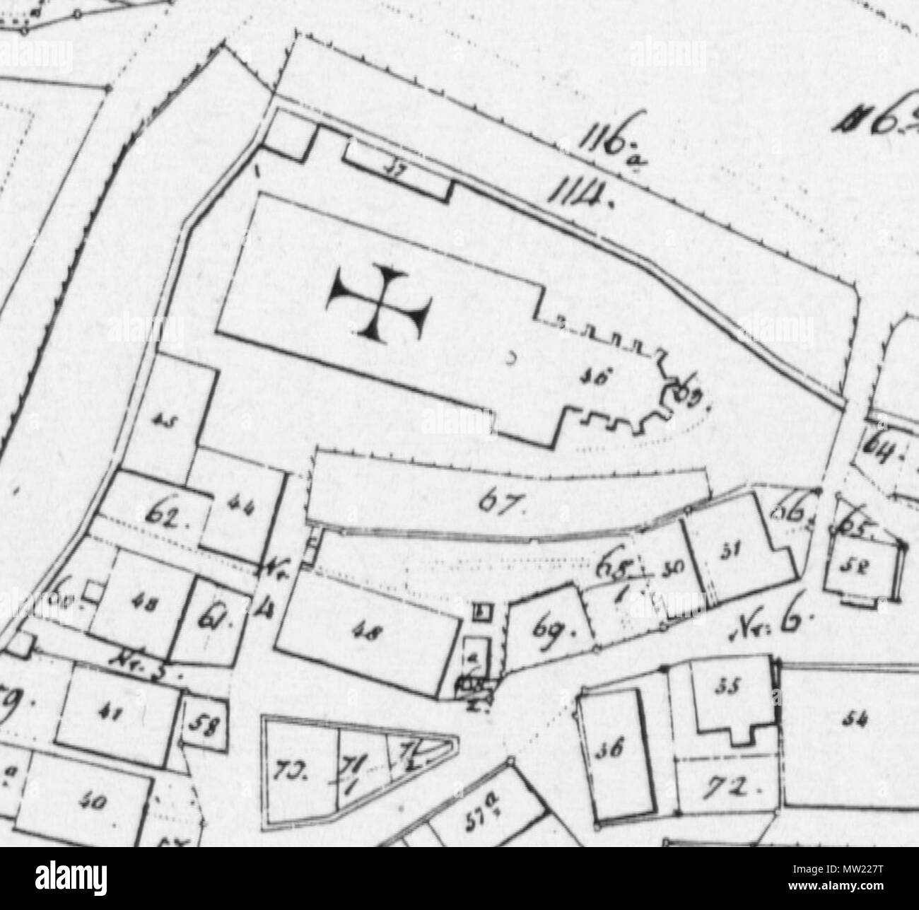 . Deutsch: Die Johanneskirche auf dem Urkatasterplan Weinsbergs von 1834 (Ausschnitt) Inglese: La Johanneskirche su una vecchia mappa di Weinsberg da 1834 (sezione) . 1834. Geometra Jehle 643 Weinsberg Johanneskirche auf Urkatasterplan 1834 Ausschnitt Foto Stock