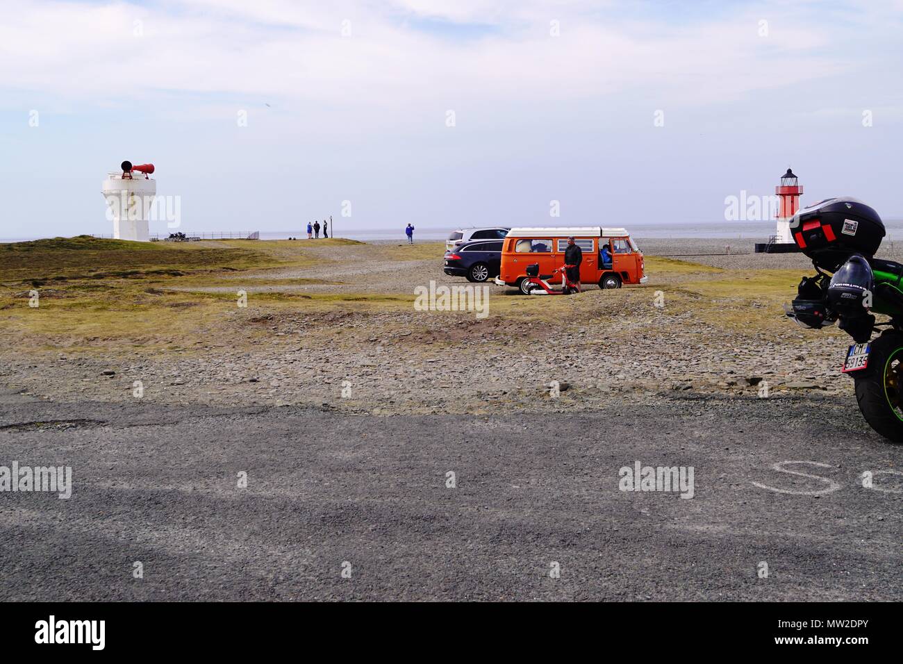 TT i visitatori godere il punto di Ayre, Isola di Man Foto Stock