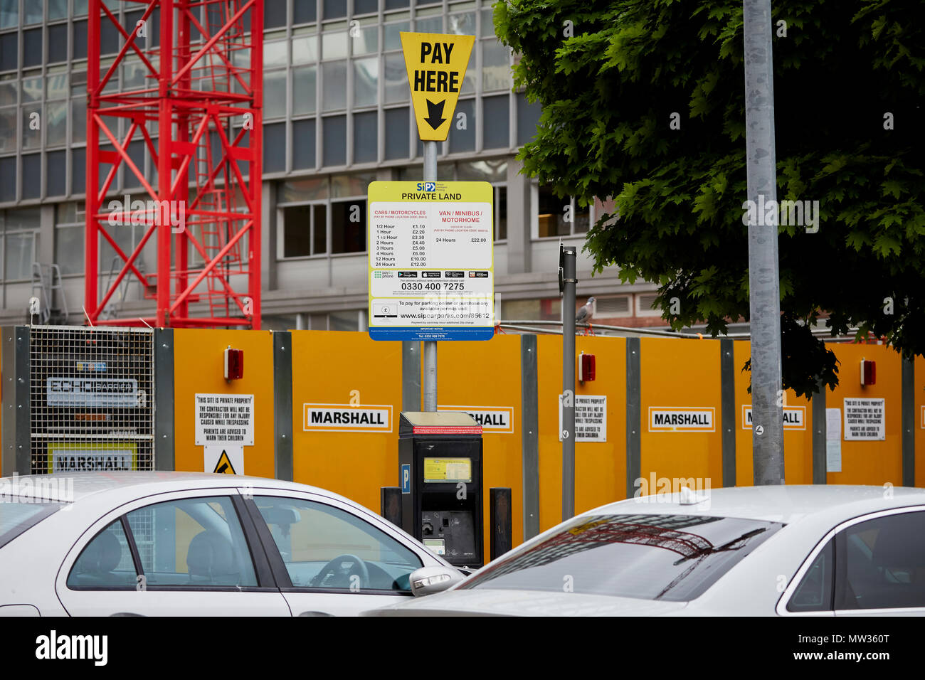 Semplice. Intelligente. Parcheggio. Sito SIP nel gay Village Manchester, tariffa firmare e pagare qui di preavviso a loro parco auto Foto Stock