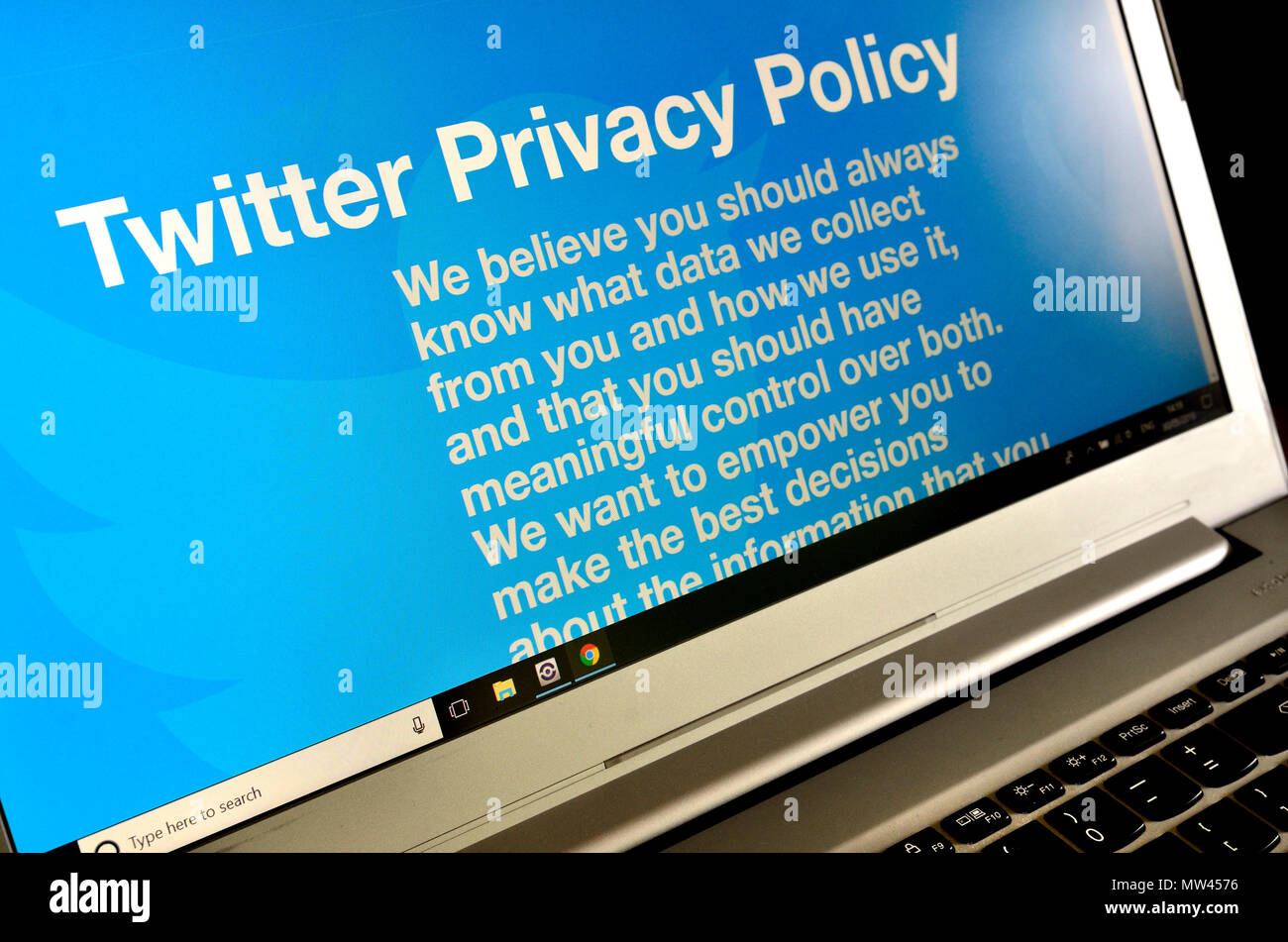 Twitter Informativa sulla Privacy pagina su un computer portatile (2018) Foto Stock
