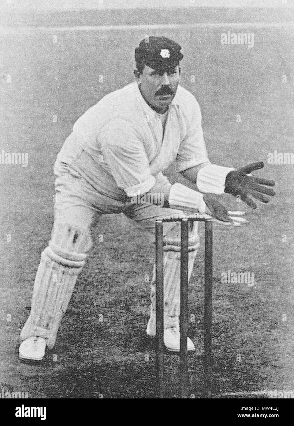 . Inglese: scansione di cricketer Mardocheo Sherwin . 1896. Foto di E Hawkins di Brighton 555 Mardocheo Sherwin Foto Stock