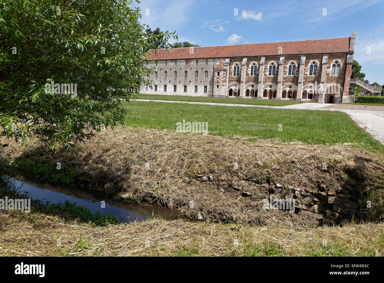 CITEAUX, Francia, 21 Maggio 2018 : Biblioteca di Citeaux Abbey. Citeaux abbazia fu fondata nel 1098 da un gruppo di monaci provenienti dalla Abbazia di Molesme. Durante il francese Foto Stock