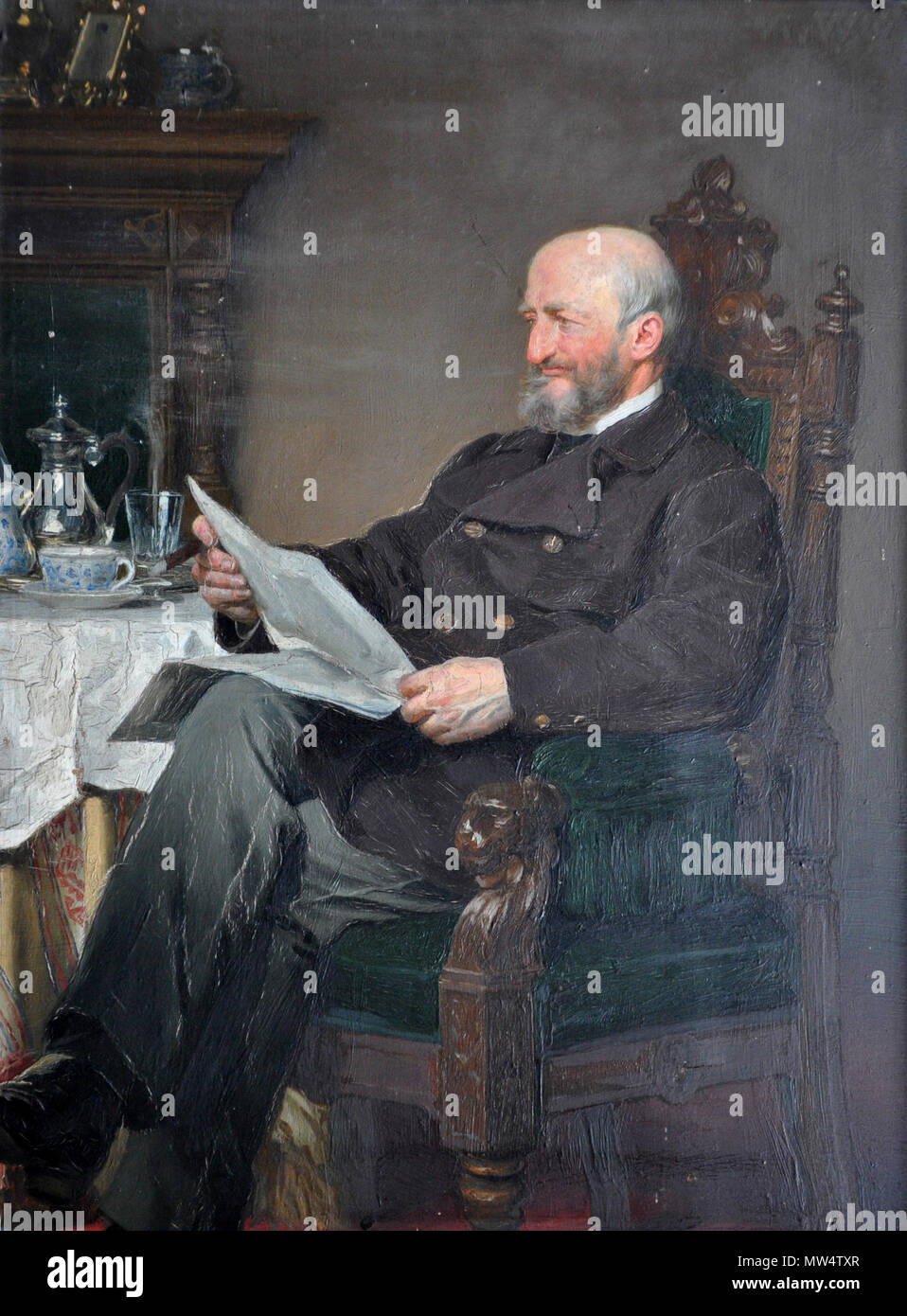 . Deutsch: Anton von Werner 'Mann mit Zeitung, 1893, Öl auf Holz, 26cm x 33 cm, Realismus, Wilhelminisches Zeitalter, Privatbesitz inglese: Anton von Werner 'man con quotidiano", 1893, olio su legno, 26cm x 33cm, wilhelmine era, Germania, collezione privata . 1893. Anton von Werner (1843-1915) Descrizione pittore tedesco Data di nascita e morte 9 Maggio 1843 4 gennaio 1915 Luogo di nascita e morte di Francoforte (Oder), Germania Berlino, Germania periodo di lavoro tra il 1860 e il 1915 sede di lavoro Parigi (tra marzo 1867 e luglio 1868); Roma (tra novembre 1868 e novembre 1869); autorità di Berlino Foto Stock