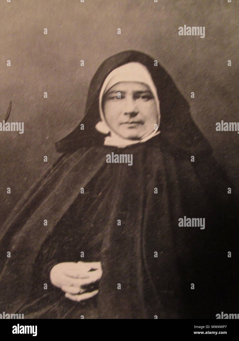 . Français : Photographie de Sainte Jeanne Jugan par Nadar . Il 3 agosto 2015. Nadar (1820-1910) nomi alternativi nome legale: Gaspard-Félix Tournachon pseudonimo: Nadar Descrizione fotografo francese, caricaturista, scrittore e balloonist Data di nascita e morte 6 aprile 1820 20 marzo 1910 Luogo di nascita e morte Parigi ex Quarto arrondissement di Parigi Opera periodo 1854-1910 sede di lavoro Parigi competente controllo : Q40116 VIAF: 84808952 ISNI: 0000 0001 2141 8535 ULAN: 500005199 LCCN: N50014563 NLA: 35553829 WorldCat 313 Jeanne Jugan par Nadar Foto Stock