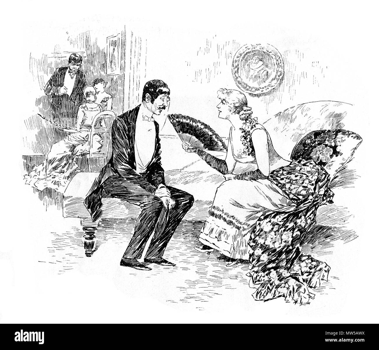 Il corteggiamento a parte, non molto attraente gentleman flirta con la giovane donna con ventola Foto Stock