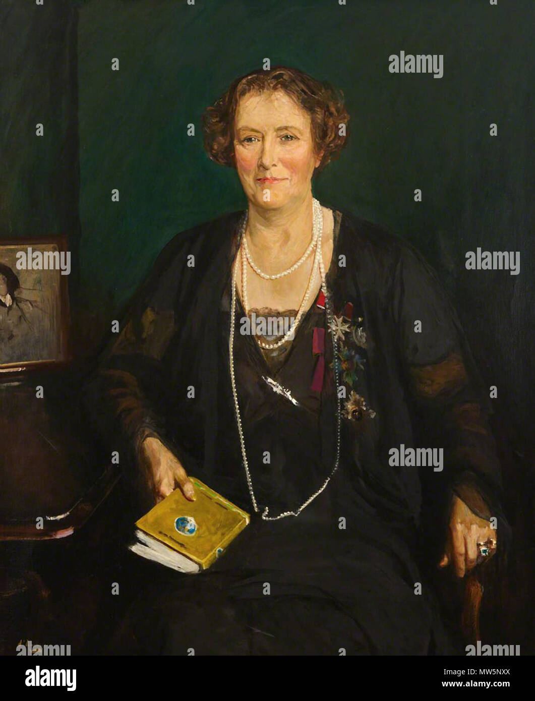 . Джон Лавери (англ. John Lavery) (1856-1941) - ирландский художник, портретной мастер и пейзажной живописи. ================== Sir John Lavery RA (20 marzo 1856 - 10 gennaio 1941) era un pittore irlandese più noto per i suoi ritratti e raffigurazioni di guerra. www.youtube.com/watch?v=yRaCb7czsQI . 22 novembre 2017, 08:19. Leonid Ll 561 Sir John Lavery 104 (38519206936) Foto Stock