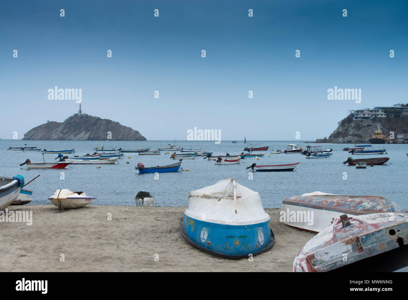 Spiaggia con barche da pesca , Santa Marta , Colombia, Sud America Foto Stock