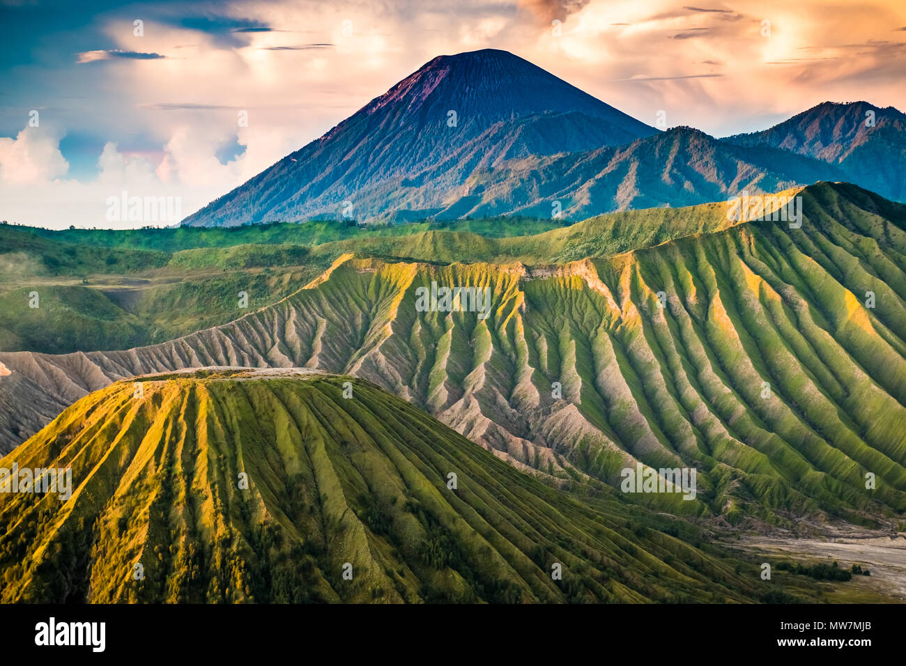 Bella dettagliata sunrise viewpoint Monte Bromo in East Java in Indonesia Foto Stock