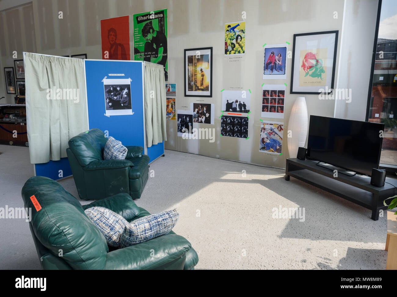 19 maggio 2018 - banda di vari elementi, tra cui la sedia utilizzata in 'grosso fungo Studios' e memorabilia a ciarlatani mostra al nord da né Foto Stock