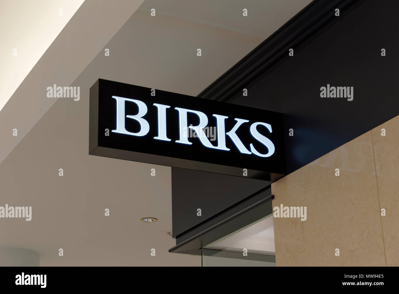 Gioielli Birks store accedi Park Royal Sud shopping mall, West Vancouver, BC, Canada Foto Stock