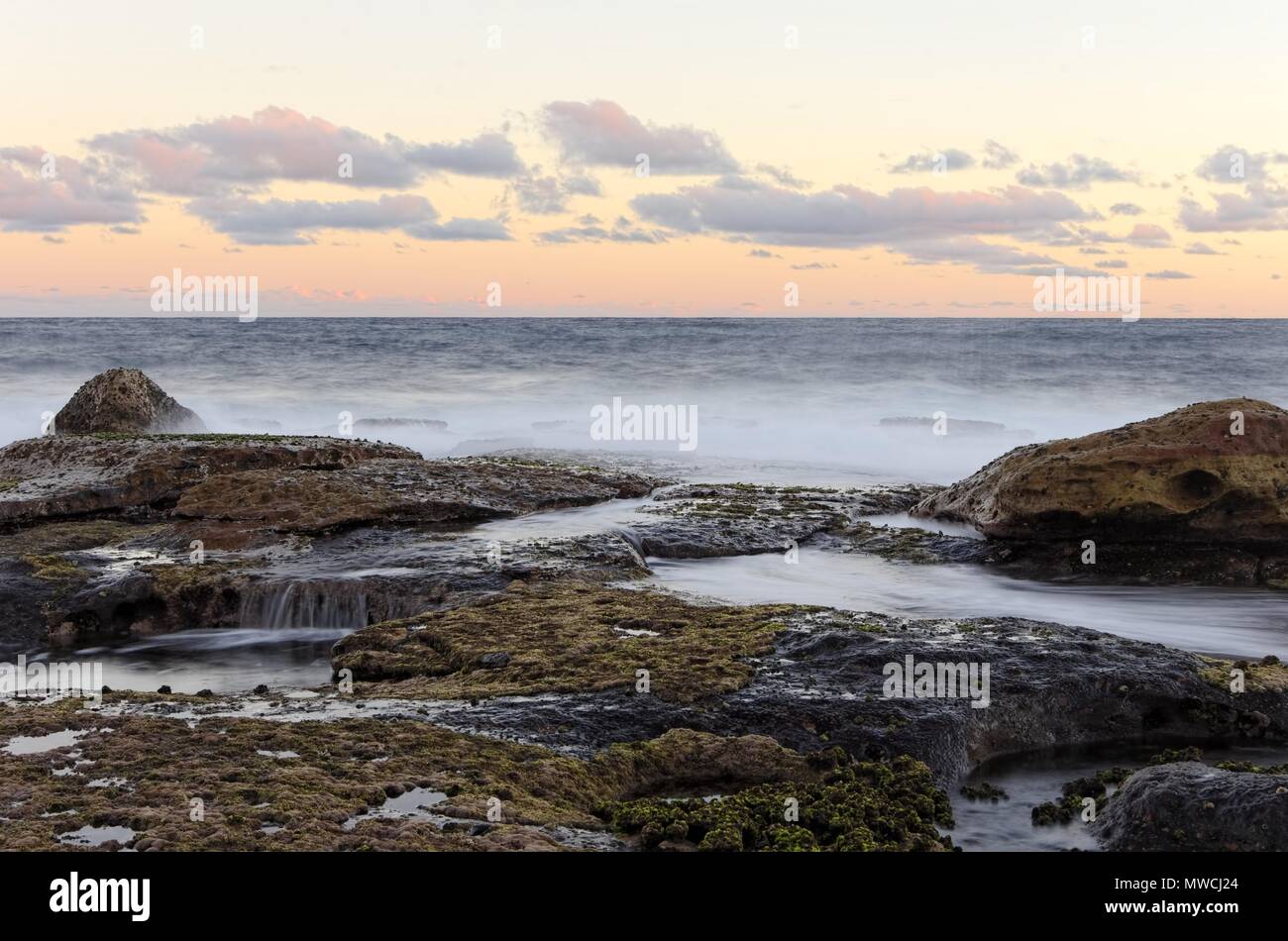 La bellissima e magica spiaggia di Maroubra. Foto Stock