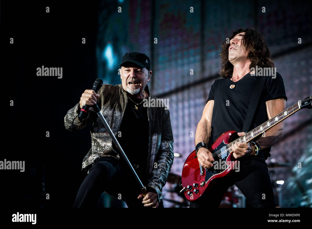 Torino, Italia. Il 1 giugno 2018. Vasco Rossi live allo Stadio Olimpico © Roberto Finizio / Alamy Live News Foto Stock