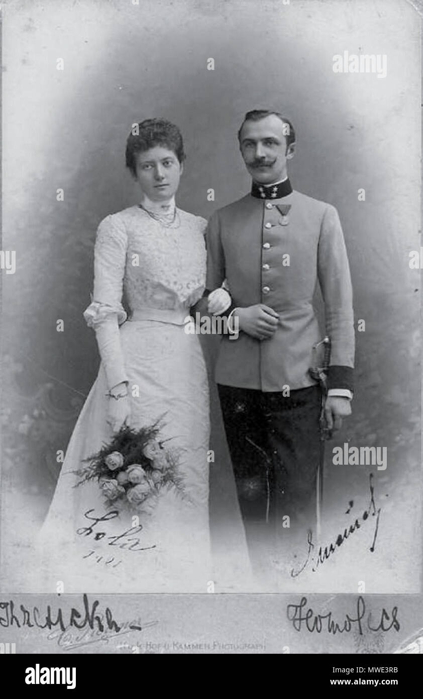 . Polski: Fotografia ślubna Heleny z Krasickich (1879-1940) ho Emanuela Homolacsa (1873-1929) . 11 ottobre 1902. Carl Pietzner (1853-1927) nomi alternativi Karl Pietzner, Friedrich Wilhelm Karl Pietzner Descrizione fotografo austriaco Data di nascita e morte 9 aprile 1853 24 Novembre 1927 Luogo di nascita e morte Wriezen Vienna periodo di lavoro (almeno) 1877-1924 sede di lavoro Wriezen, a San Pietroburgo e Mosca, Schönau, Karlovy Vary, Brno, Ústí nad Labem, Cheb, Olomouc, Františkovy Lázně, la maggior parte, Ostrava, Budapest, Opava, Costantinopoli (circa giugno 1915) Autorità di controllo : Q VIAF18507986 Foto Stock