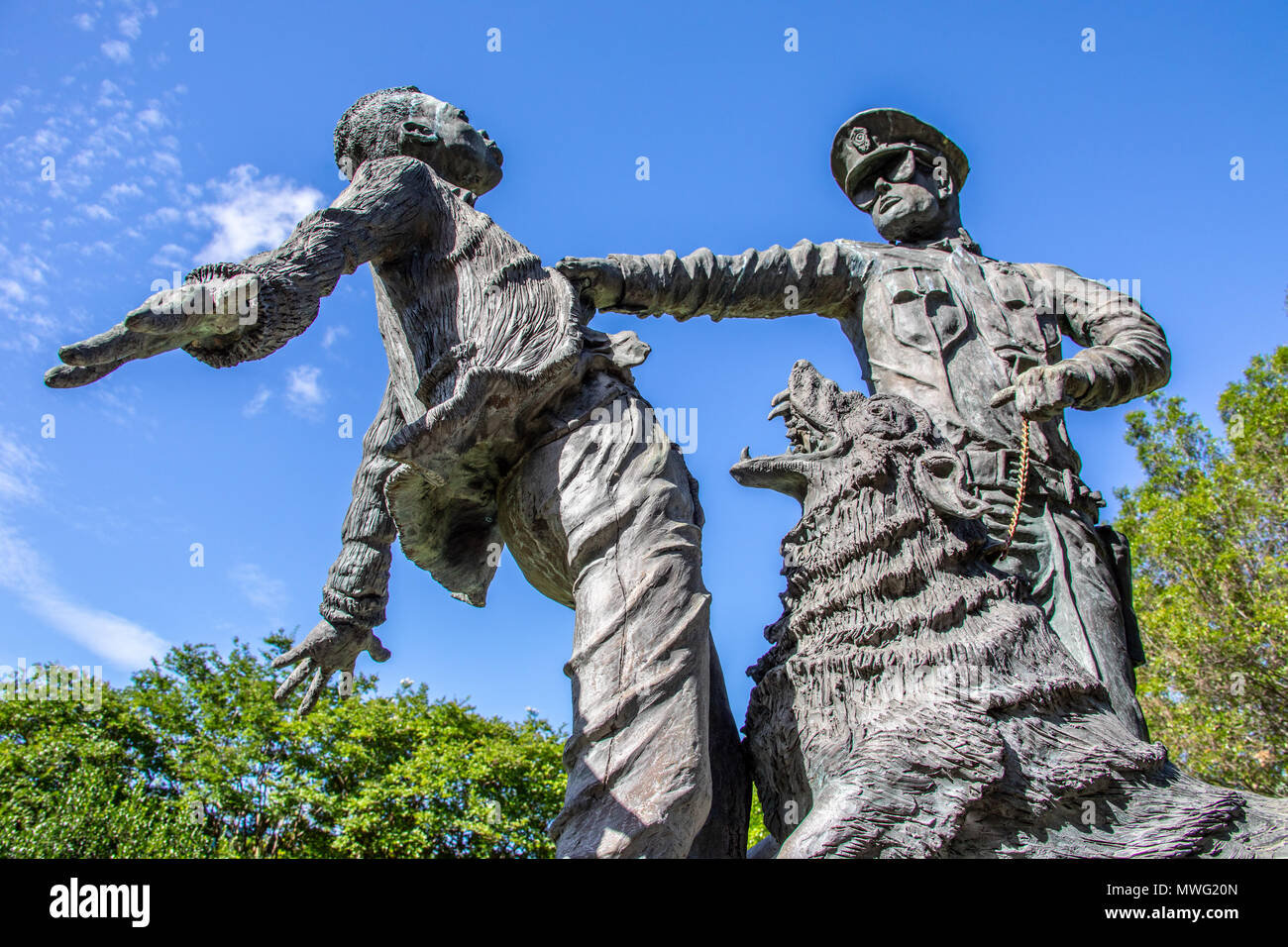 Il soldato del piede, statua scolpita da Ronald S McDowell, Kelly Ingram Park, Birmingham, Alabama, STATI UNITI D'AMERICA Foto Stock