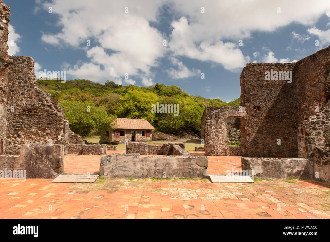 Le rovine del castello Dubuc sulla penisola di Caravelle, Martinica Foto Stock