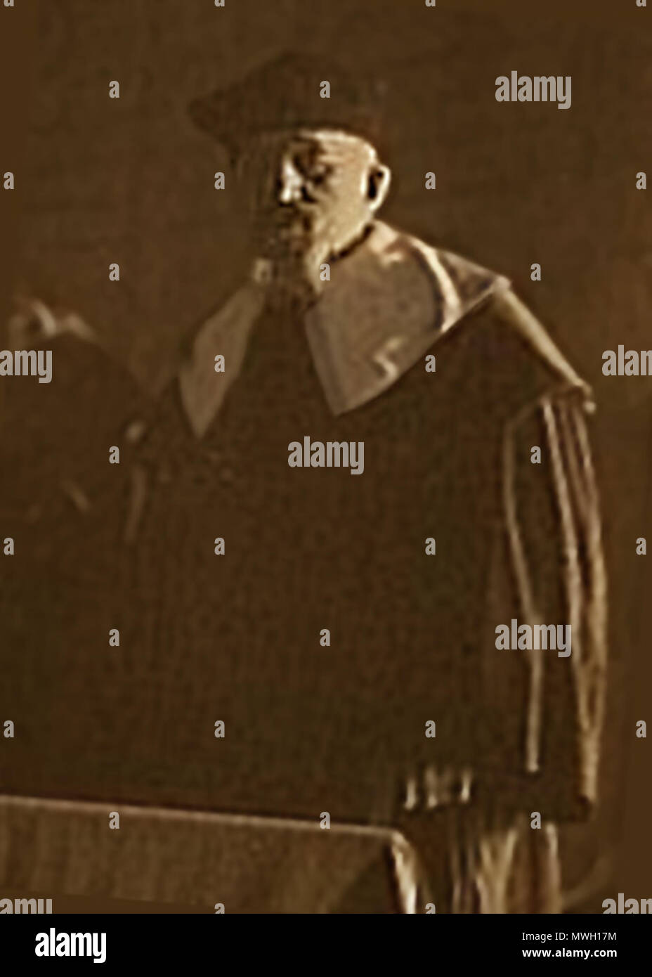 . Inglese: il Professor Piotr Massonius mariana, Preside della Facoltà di Scienze Umanistiche Dipartimento presso la Stefan Batory University di Vilnius, Polonia Polski: prof. Piotr M. Massonius - dziekan Wydziału Humanistycznego, Uniwersytet Stefana Batorego, Wilno . Interbellum, Seconda repubblica polacca. Sconosciuto 405 Marian-Massonius-USB-Wilno Foto Stock