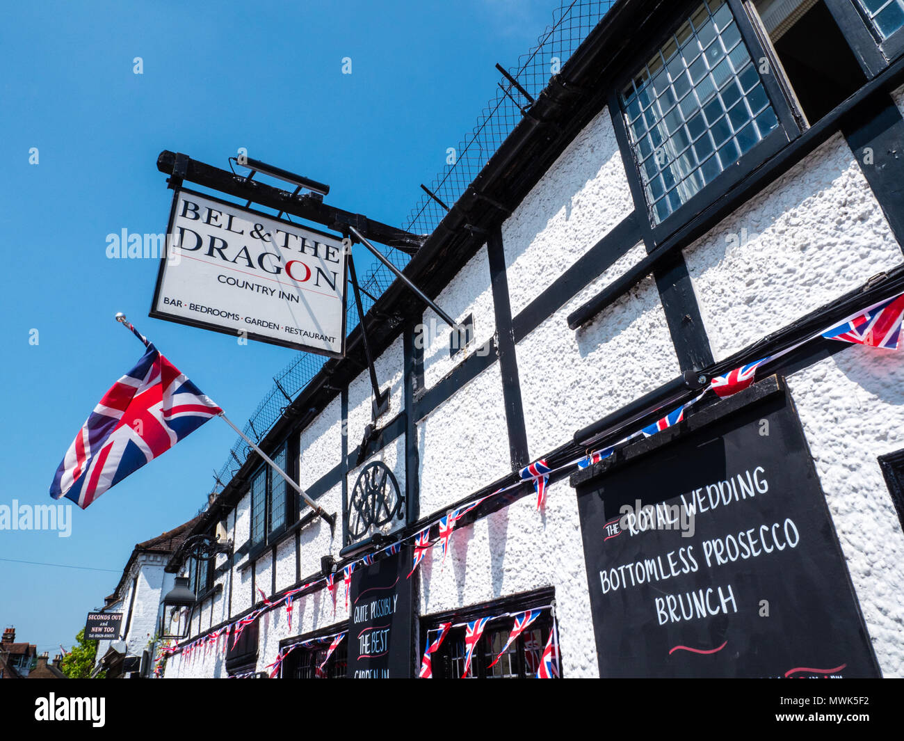 Campana e il drago, Cookham Englands 2a villaggio più ricche, Berkshire, Inghilterra, Regno Unito, GB. Foto Stock