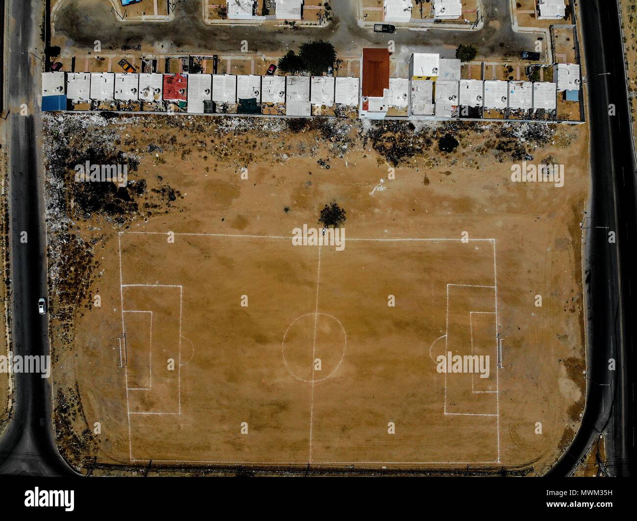 Vista aerea del campo deportivo, Cancha de Futbol de terraceria en el norte de Hermosillo. Colonia Pueblitos. Bulevar Solidaridad finale. Complejo dep Foto Stock