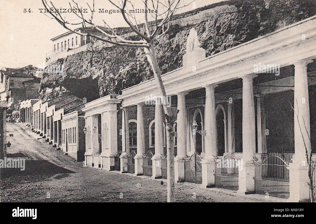 . Inglese: cartolina del deposito militare in Trebisonda (Trabzon, Turchia). Il 7 agosto 2014, 15:31:02. Messageries Maritimes 417 deposito militare, Trebisonda Foto Stock