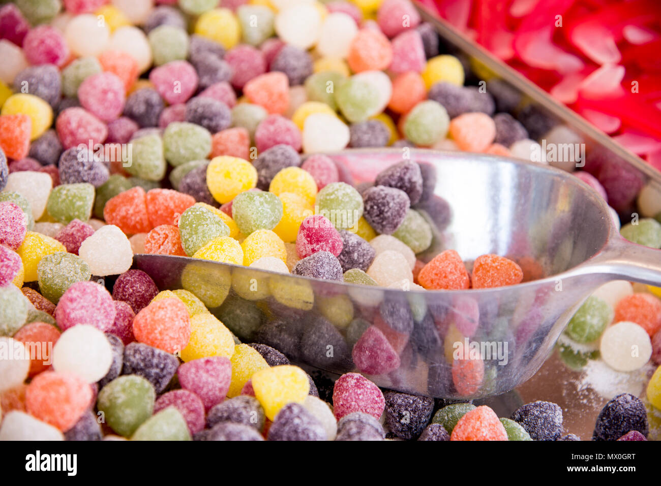 Gelatina Di Caramelle Di Zucchero Sfondo Multicolore Realizzato In Varie Caramelle Colorate Foto Stock Alamy
