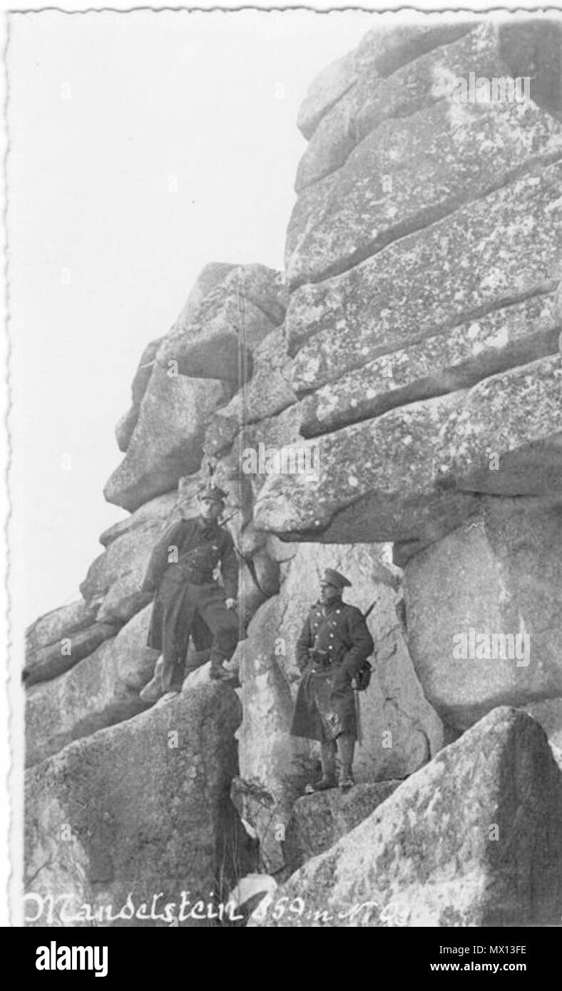 . Deutsch: Grenzgendarmerie am Mandlstein . 25 giugno 2015, 13:38:06. Leopoldo Weber 159 Der Mandelstein Zur Zeit des eisernen Vorhanges Foto Stock