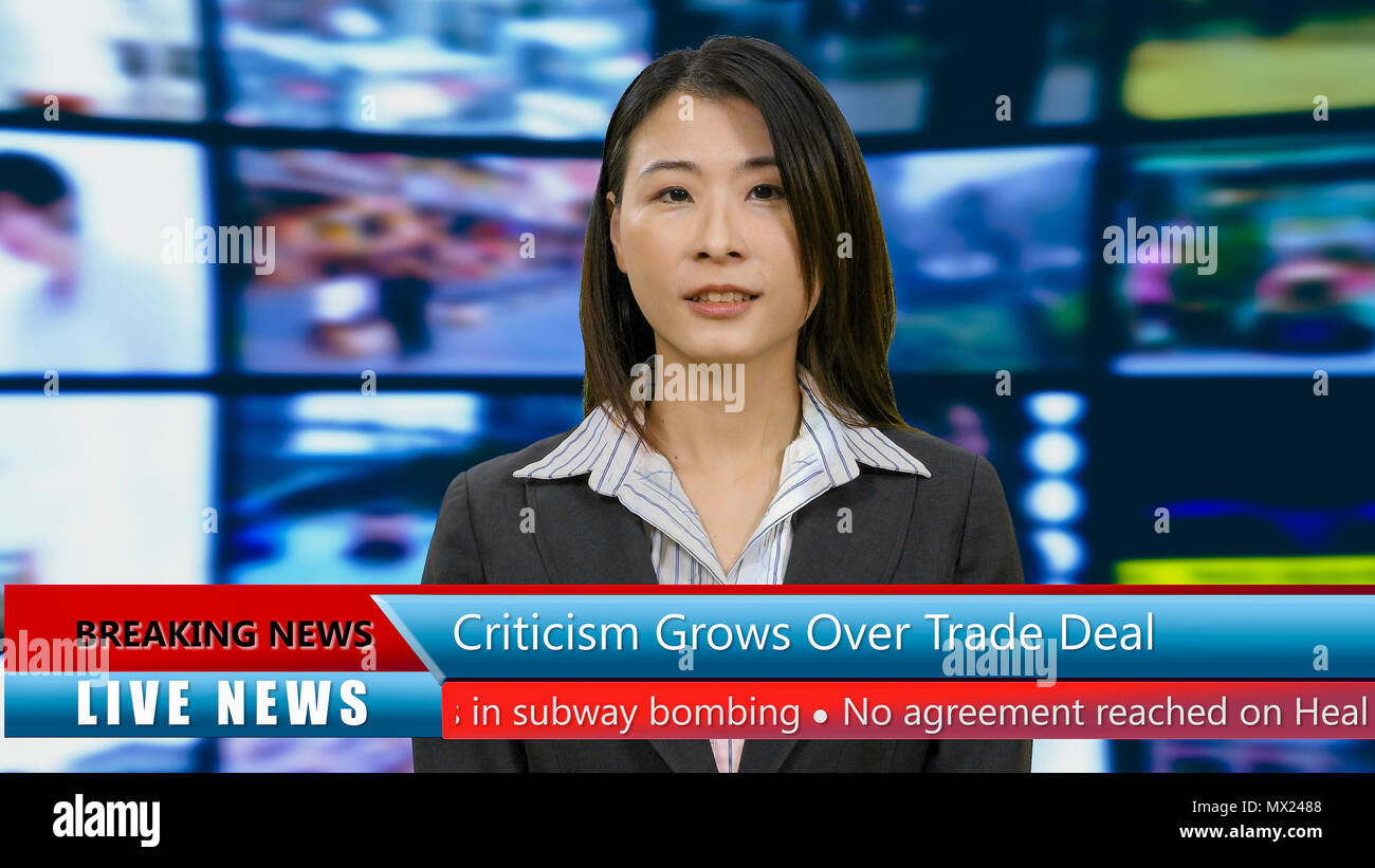 Americano asiatico anchorwoman con terzi inferiore, TV news broadcast concept Foto Stock
