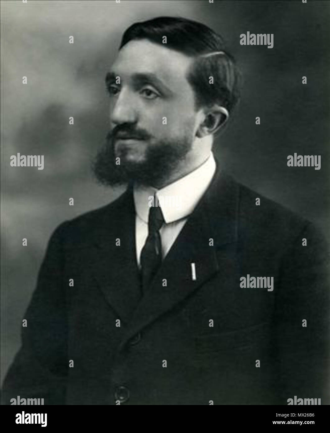 . Français : Bruno Biagi professeur à la faculté d'économie de l'université de Bologne . Il 16 dicembre 1936. Archives historiques 1 001 eco 3(1) Foto Stock