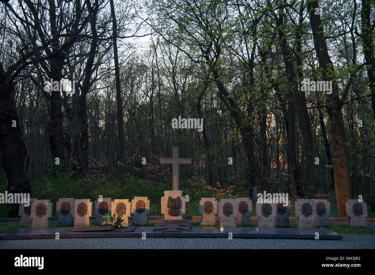 Cimitero di Guerra su un luogo di Wartownia nr 5 (Guardiola n. 5) di ex Wojskowa Skladnica Tranzytowa (Militare Polacco deposito di transito) stabiliti durante Foto Stock