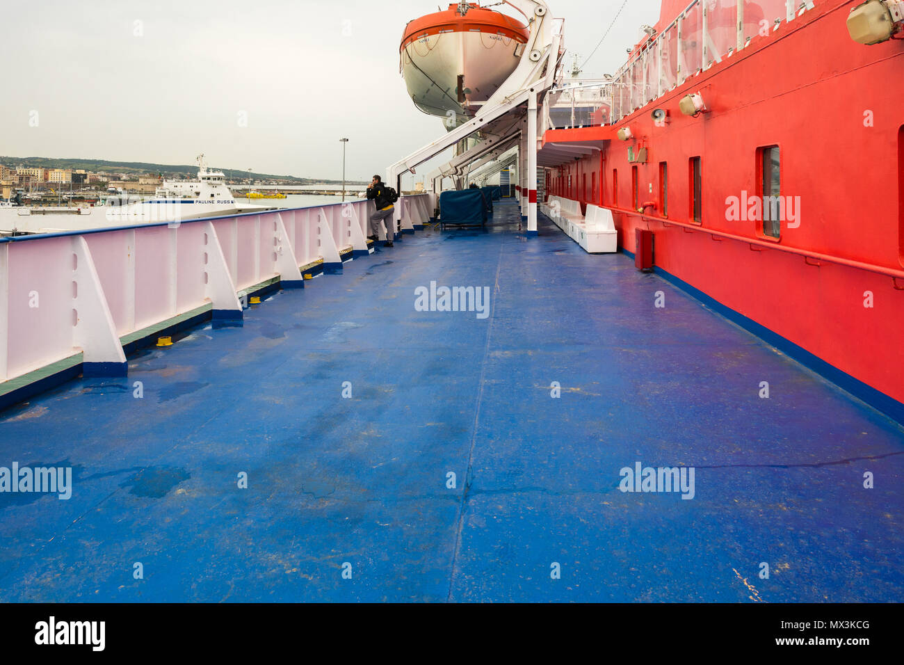 Civitavecchia, Italia - 2 Maggio 2018: a bordo della nave Moby Tirrenia traghetto. Sardinia Ferries Athara, Italia. Foto Stock