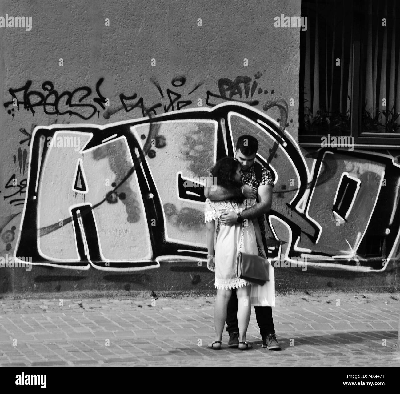 Street photography nella Città Vecchia di Brasov ,sorprendente attrazione di turisti nella città di Brasov, Romania. Foto Stock