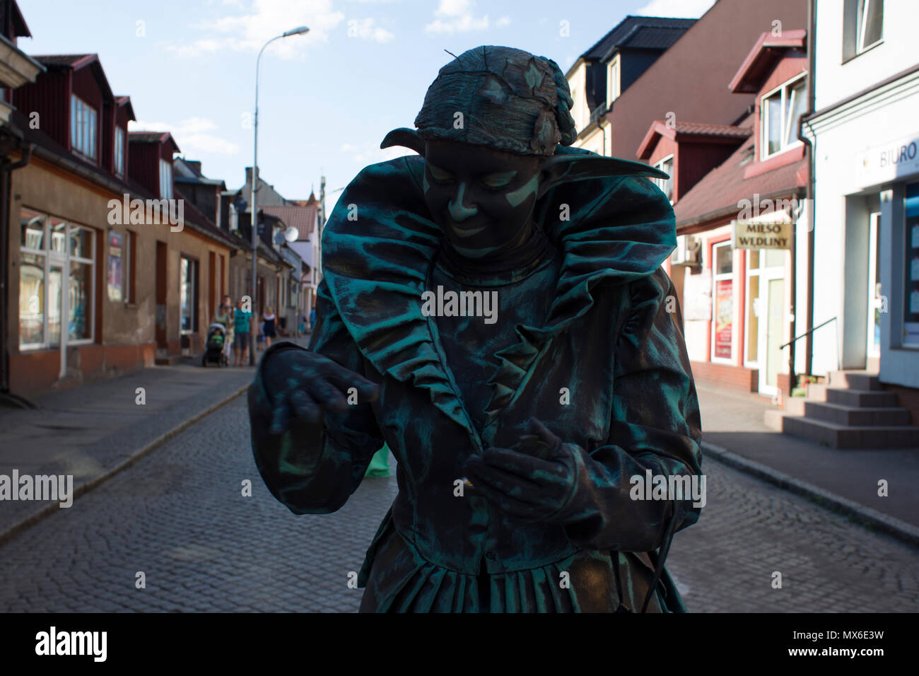 Szamotuly, Polonia. 3° giu, 2018. Il festival di strada di Single è un evento straordinario con straordinaria gli ospiti. Che cosa significa? Una speciale e inusuale, unico, unico, accattivanti, straordinario, unico e impareggiabile, non come un altro. Un tale festival. Tali artisti. Un tale pubblico. Posto come quello. Appena un UFO! Credito: Slawomir Kowalewski/Alamy Live News Foto Stock