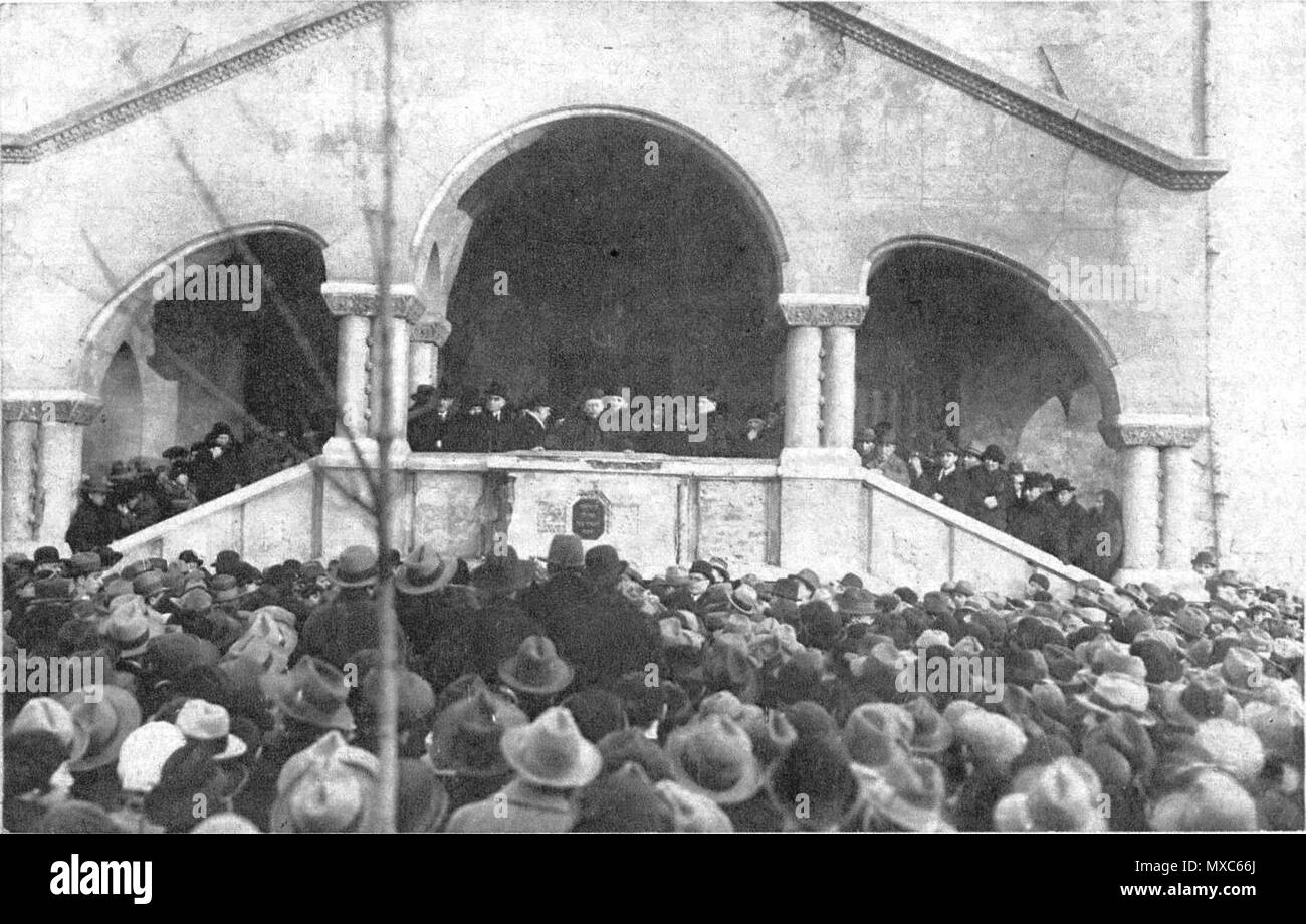 . Polski: Pogrzeb błp. posła Karola Eisensteina (1884 - 1930) abbiamo Lwowie. Beit-Tahara na Nowym cmentarze żydowskim. Il 30 novembre 1930. Sconosciuto 383 Lwow (Lviv), Nuovo cimitero ebraico -07 Foto Stock