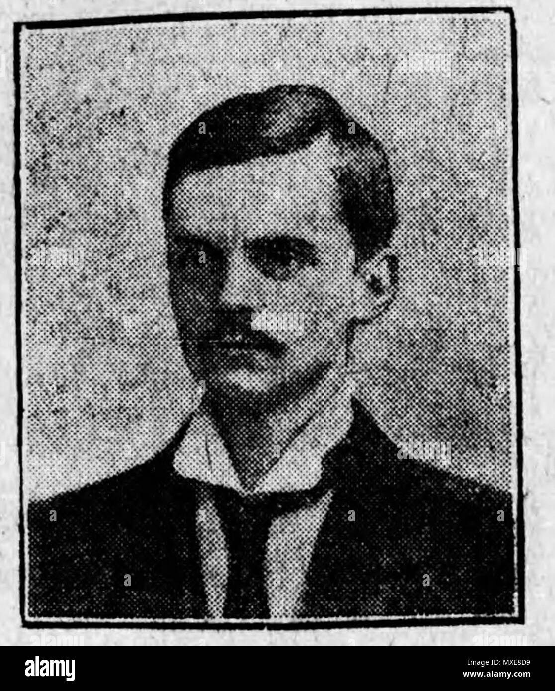 . Inglese: Sir Edgar Rees Jones KBE (27 agosto 1878 - 16 giugno 1962) Barrister e MP per Merthyr 1910-1922 Cymraeg: Syr Edgar Rees Jones (27 Awst 1878-16 Mehefin 1962) Bargyfreithiwr ac come Merthyr 1910-1922 . Il 25 dicembre 1909. Thomas foresta, Cambrian Studios, Pontypridd 177 Edgar-Jones-come-Merthyr Foto Stock