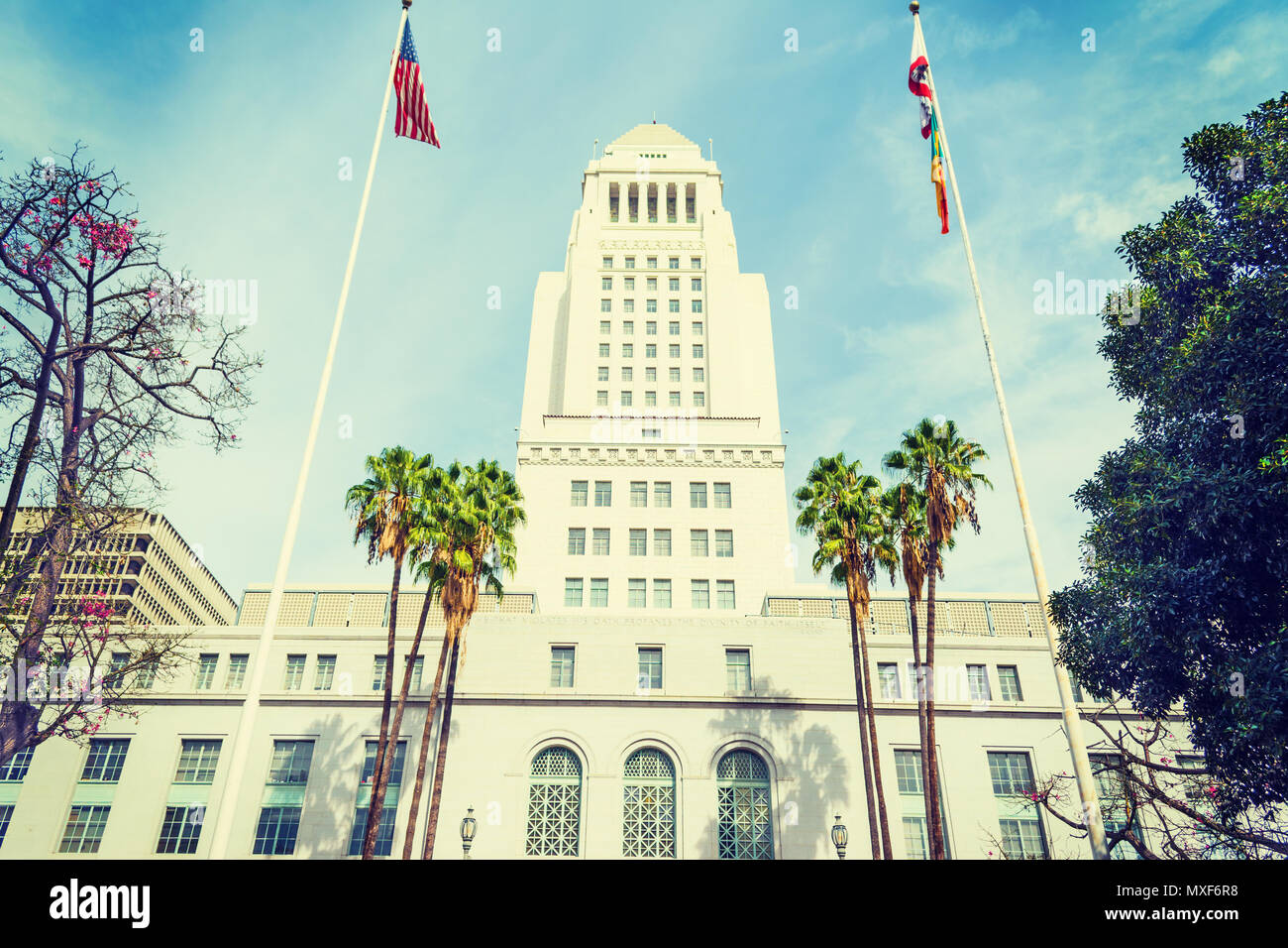 Los Angeles city hall in un giorno nuvoloso Foto Stock