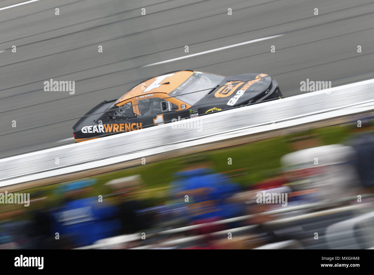 Lunga vasca, Pennsylvania, USA. Il 3 giugno, 2018. Jamie McMurray (1) battaglie per posizione durante la Pocono 400 in Pocono Raceway in lunga vasca, Pennsylvania. Credito: Justin R. Noe Asp Inc/ASP/ZUMA filo/Alamy Live News Foto Stock