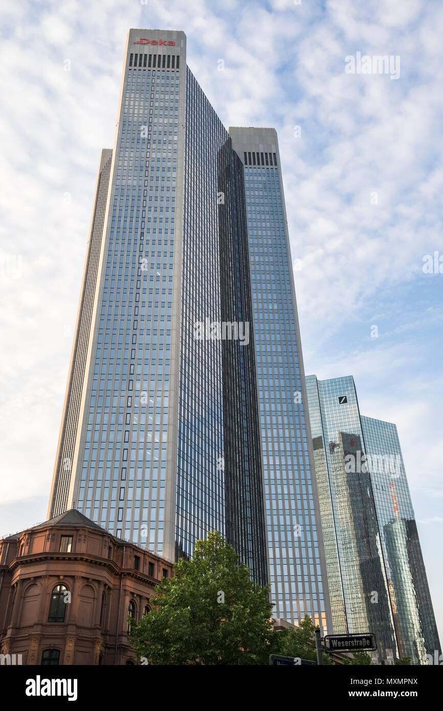 Torri gemelle della Deutsche Bank, aka Deutsche Bank sede nel quartiere finanziario di Francoforte, fermata Taunusanlage 12, Frankfurt am Main, Hesse, Germania Foto Stock