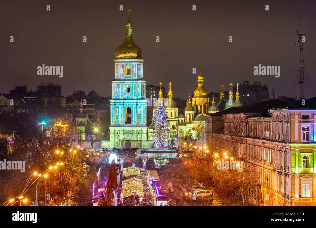Vista di Saint Sophia Cattedrale, un sito patrimonio mondiale dell'UNESCO a Kiev, Ucraina Foto Stock