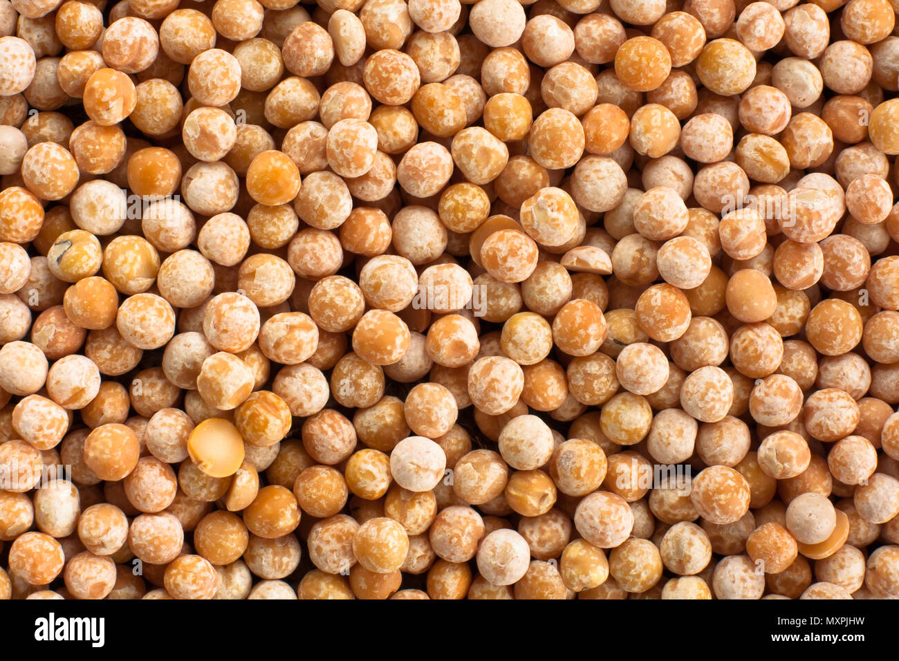 Cumulo di giallo piselli secchi come sfondo Foto Stock