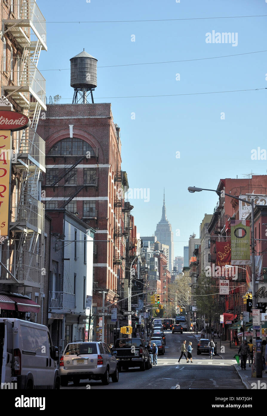 Per le strade di Little Italy, Manhattan New York City Foto Stock