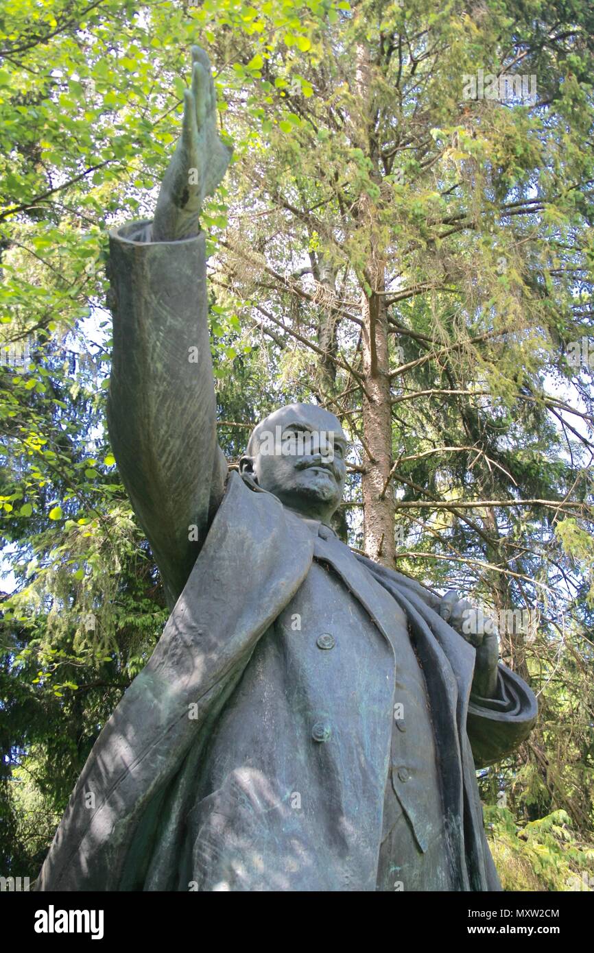 Statua di Lenin in Grutas Park, giardino dell era sovietica statue Foto Stock