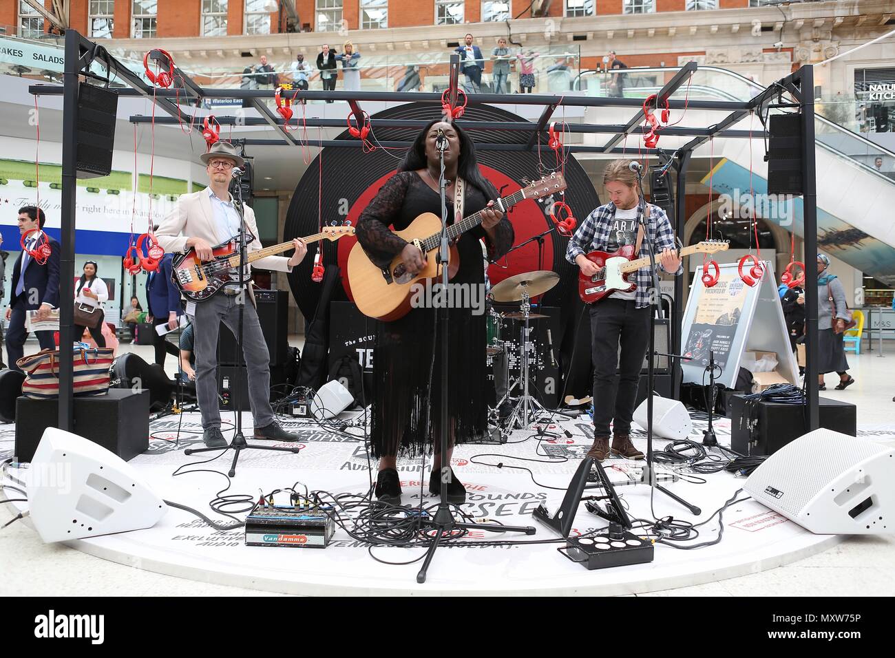 Le immagini e i suoni di Tenessee a Londra Waterloo 4/6/2018 Foto Stock