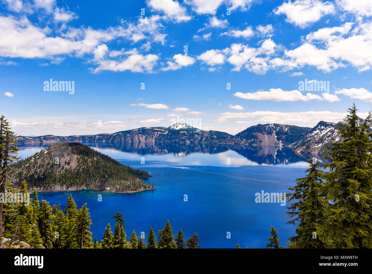 Il cratere del lago paesaggio, Oregon, Stati Uniti d'America Foto Stock