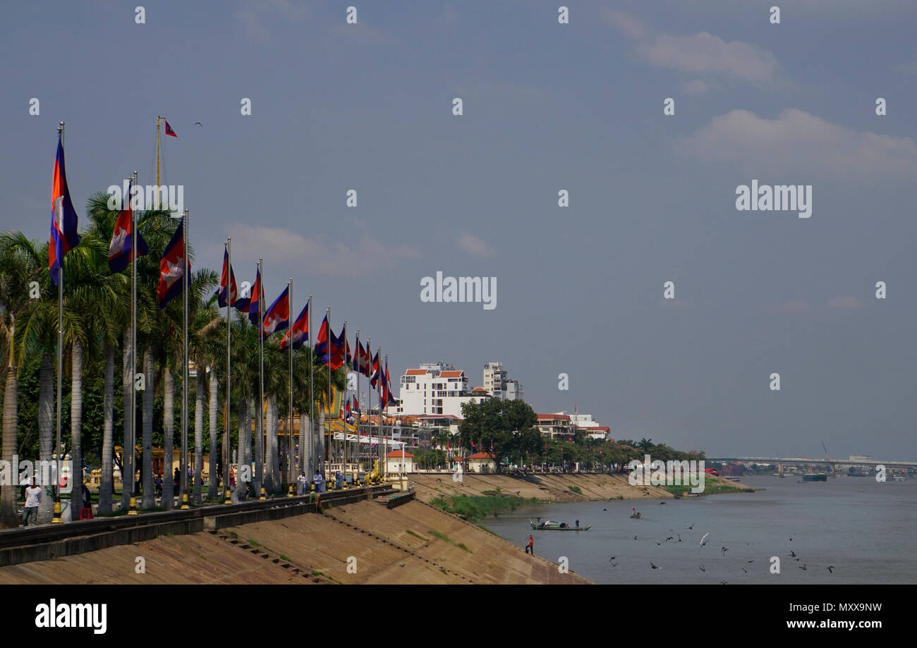 Il fiume Tonle Sap in Phnom Penh Cambogia Foto Stock