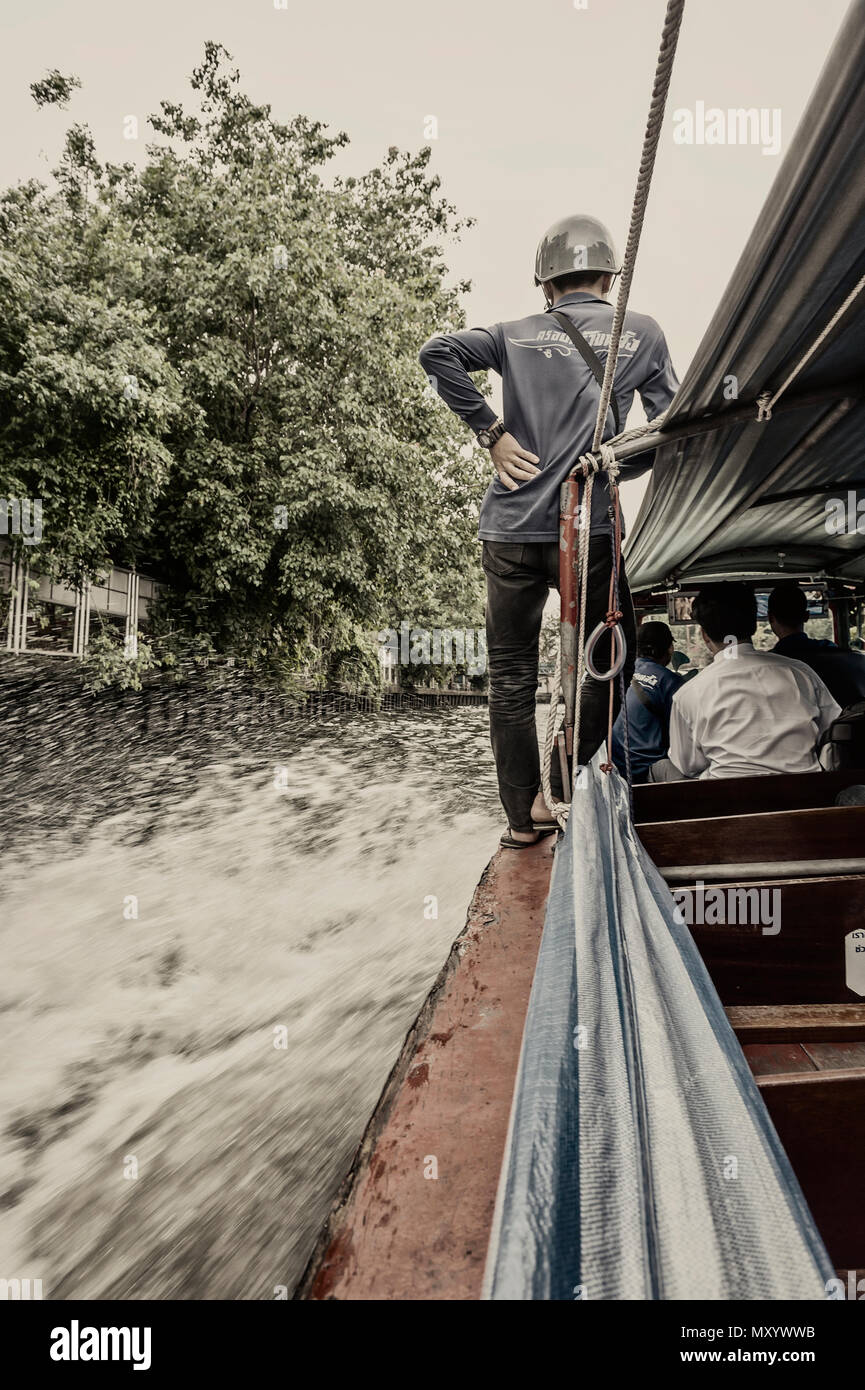 Khlong Saen Saep Express servizio barca, Bangkok, Thailandia Foto Stock