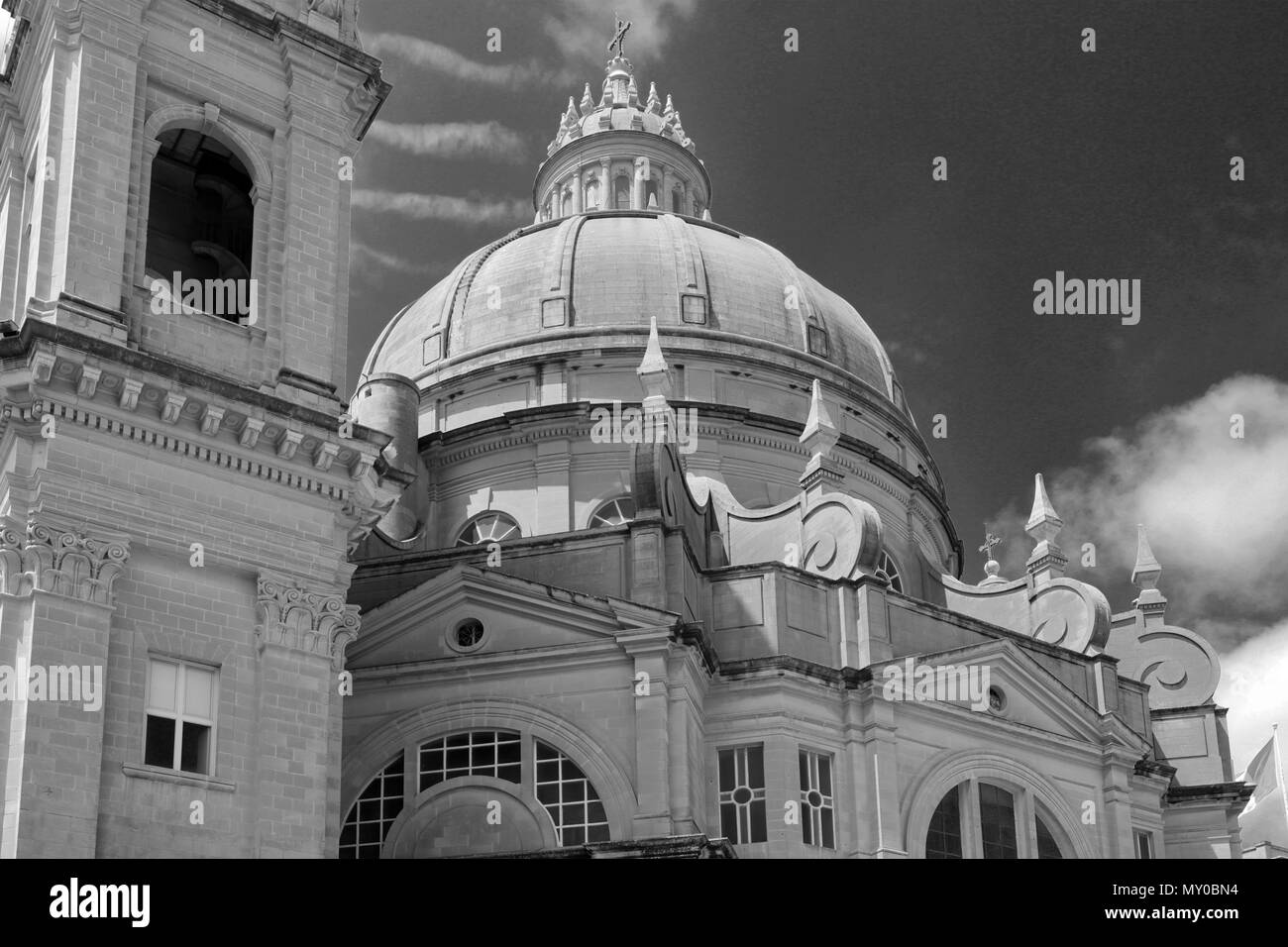 La Chiesa di San Giovanni Battista, la Rotonda di Xewkija a una chiesa cattolica romana di Xewkija village, Gozo, Malta. Foto Stock