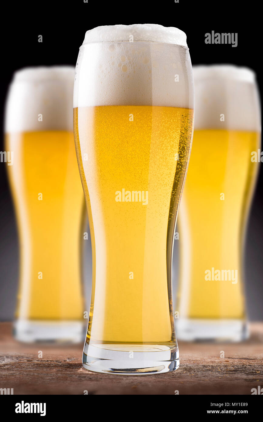 Tre bicchieri di birra Foto Stock