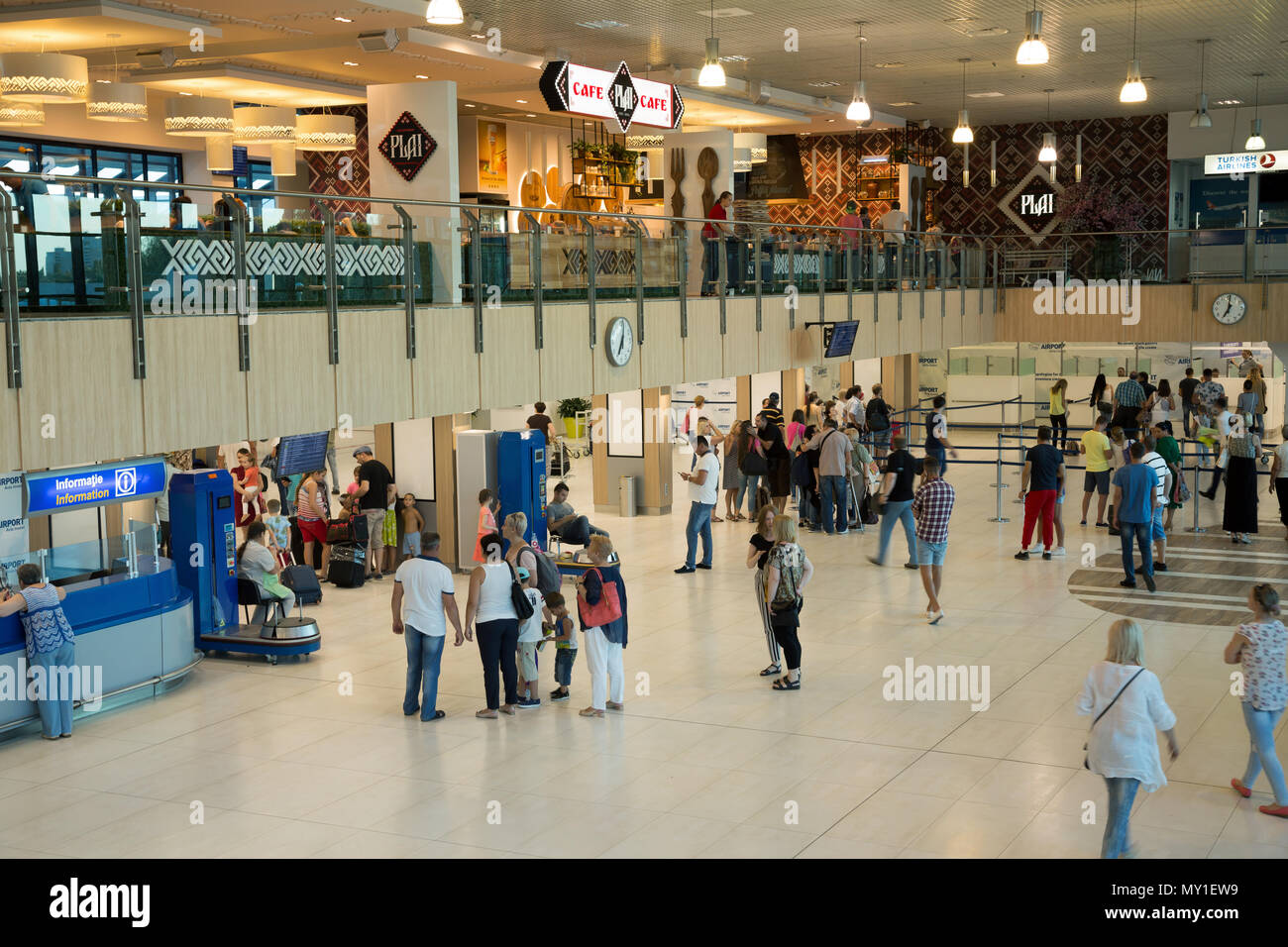 Chisinau, Moldavia, persone a Chisinau Airport Foto Stock
