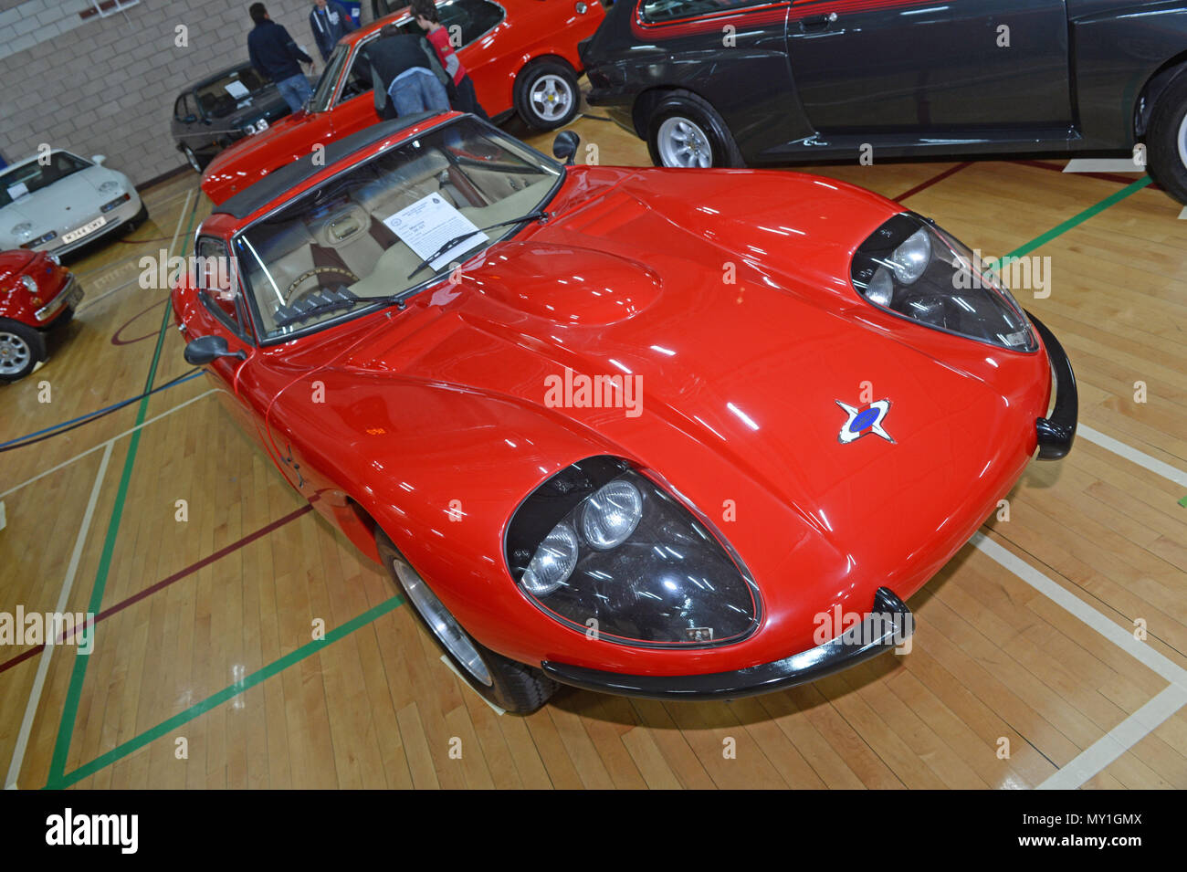 Marcos 3 litro rosso GT auto classica a Shetland Classic Car Show 2018 Foto Stock