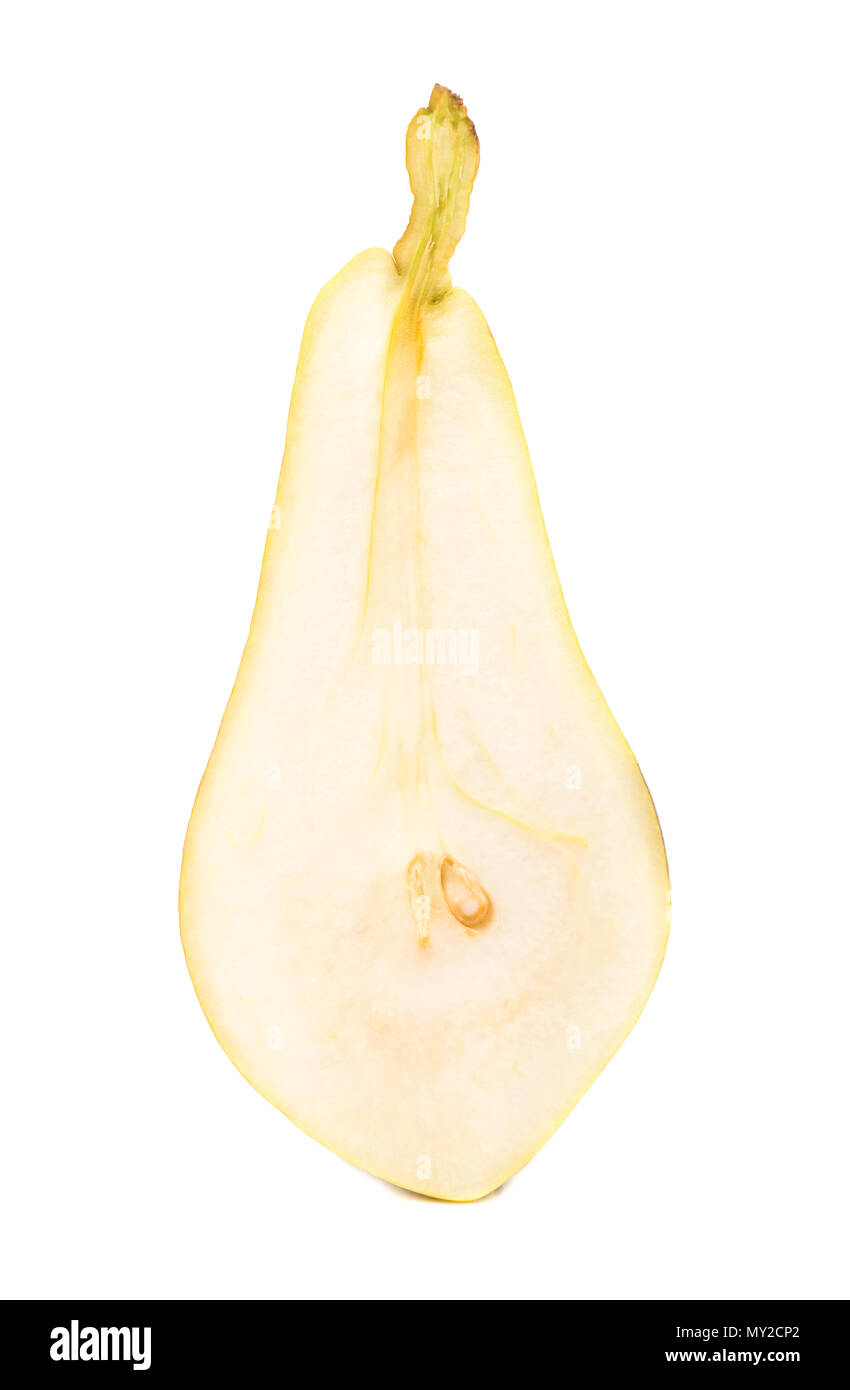 Succosa semi di pera fresco isolato su sfondo bianco Foto Stock