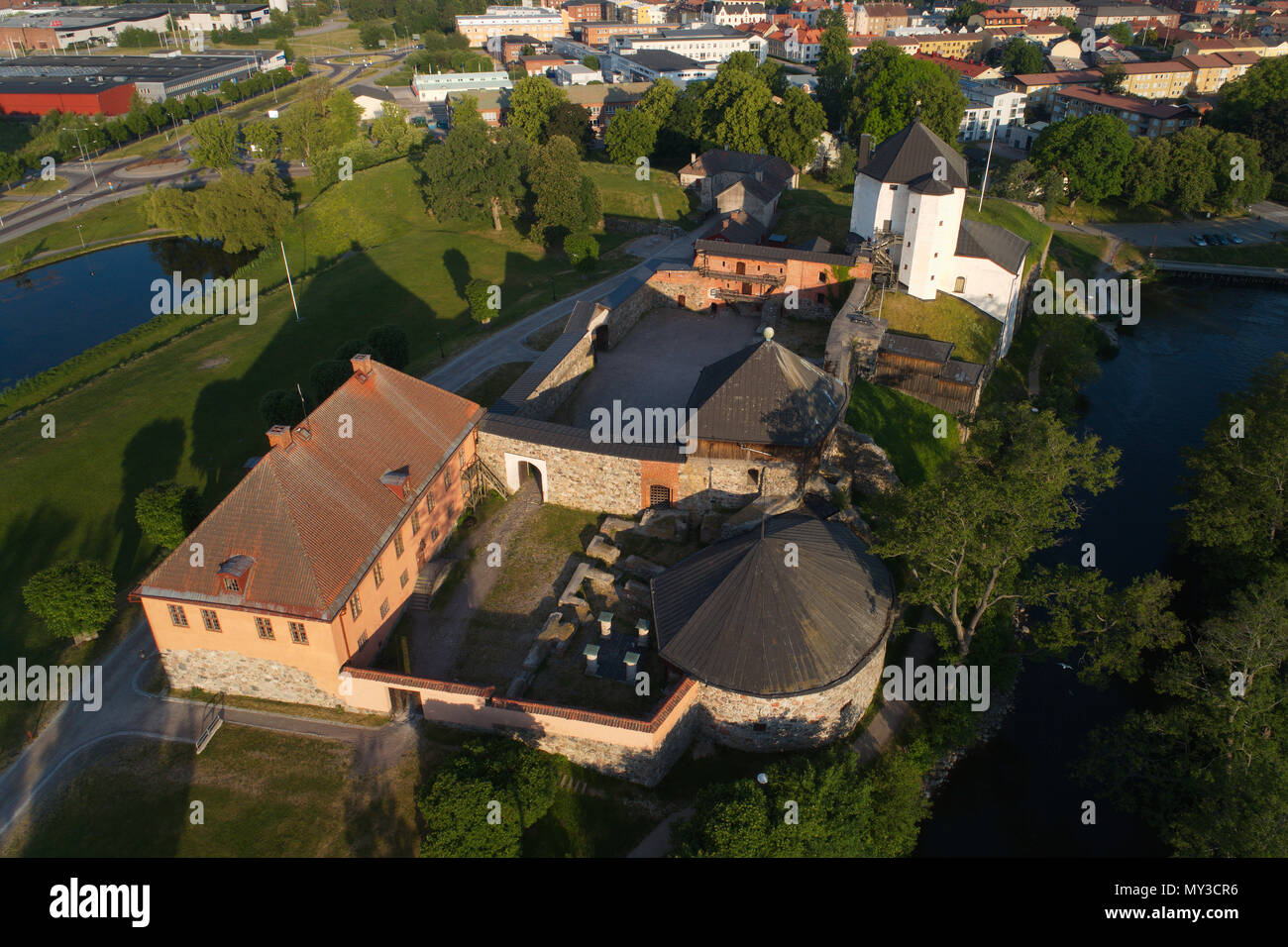 Nykoping, Svezia - 3 Giugno 2018: vista aerea del vecchio castello di Nykoping e le sue parti rovinate. Foto Stock